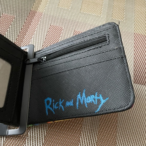 Brand new Rick and Morty wallet - Picture 3 of 4